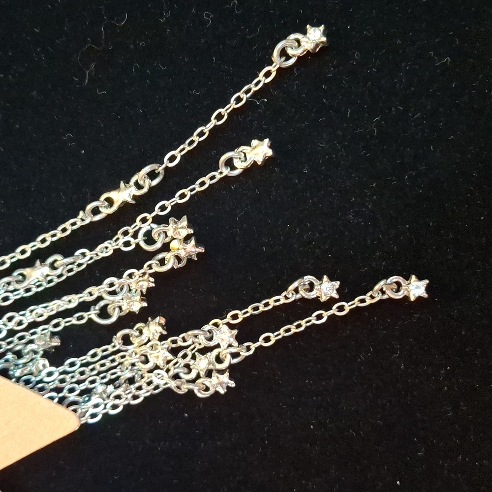 🤑 3/$20 Silver Star Dangle Earrings - Picture 3 of 4